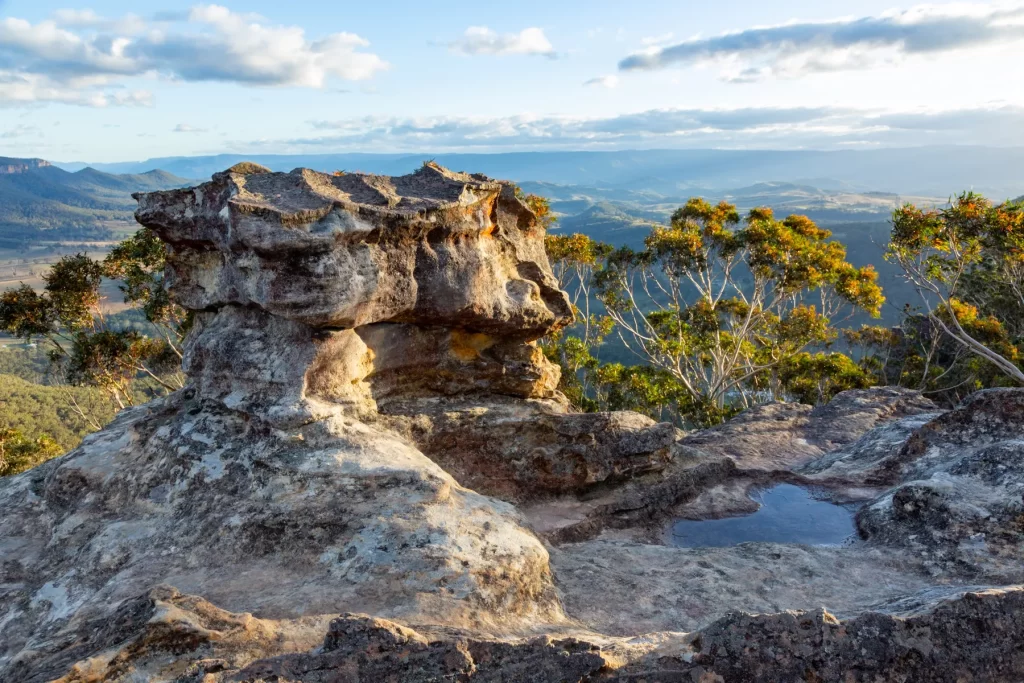 The Digital Detox: Embrace the Freedom of a Social Media Break in Mount Victoria
