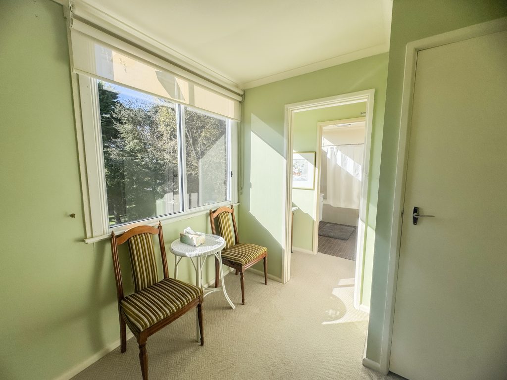 Queen Ensuite Room 8